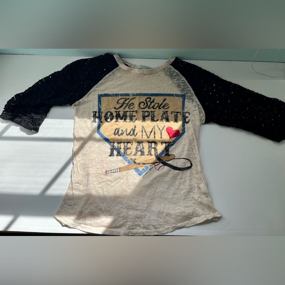Ladies baseball raglan lace sleeves Large